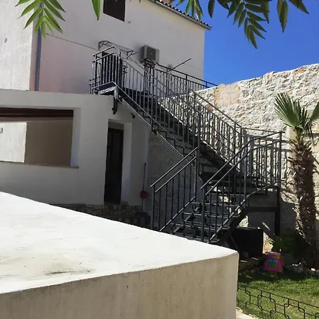 Studio Apartman Mirijana 2+1 * Bale